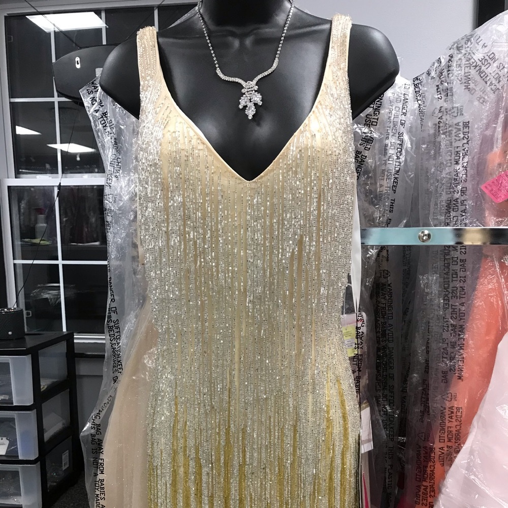Primavera Beaded Cocktail Dress